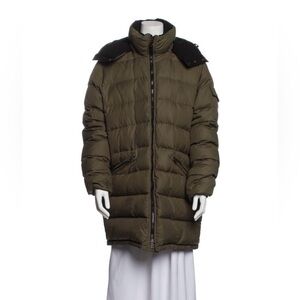 Moncler Down Coat Size Large (Designer Size 3)